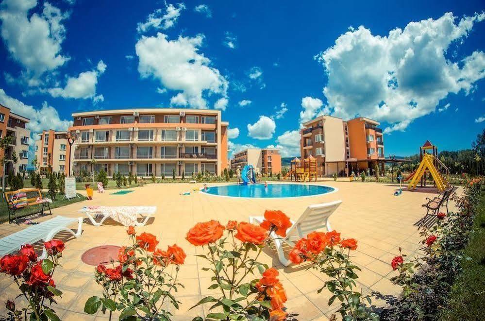 Holiday Fort Golf Club Sunny Beach Exterior photo